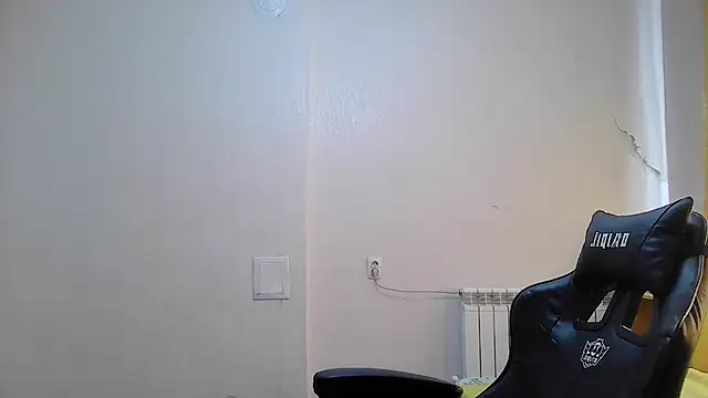 Snapshot of mastermute chatting on 06/03/26, 07:55 mastermute online show from 06/03/26, 07:55