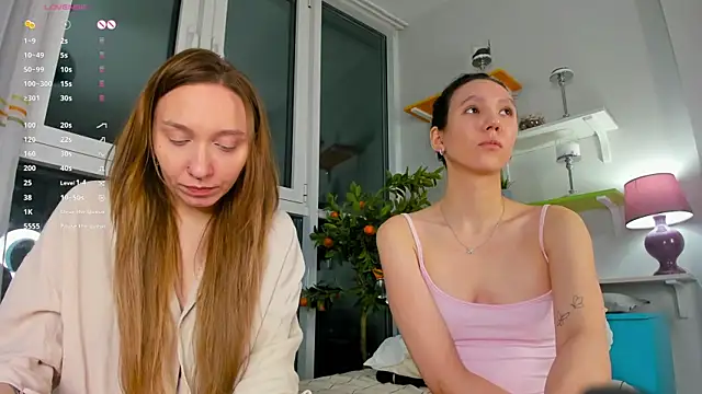 JohnetteConstine online show from 12/20/25, 05:42