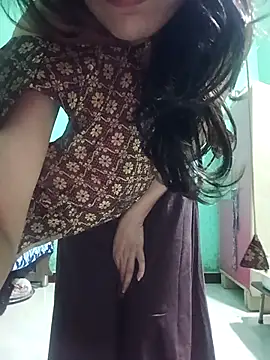 Snapshot of Hornyme18 chatting on 10/20/25, 06:30 Hornyme18 online show from 10/20/25, 06:30