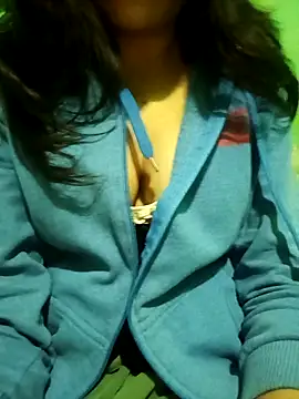 Snapshot of Hornyme18 chatting on 11/26/25, 05:47 Hornyme18 online show from 11/26/25, 05:47