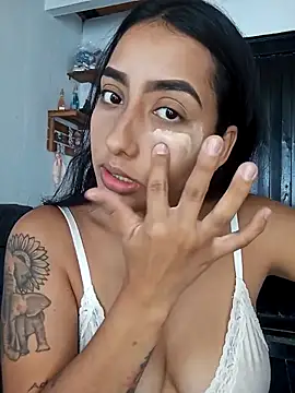 Queen sofya online show from 10/22/25, 05:13