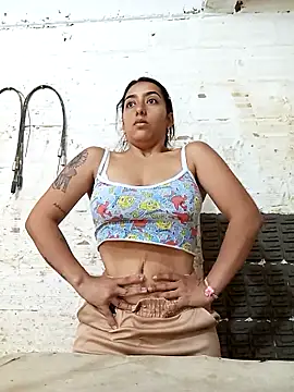 Queen sofya online show from 10/28/25, 05:04