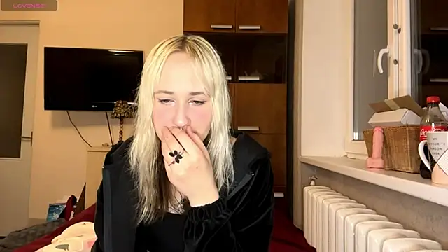 Ulemonala Cute online show from 11/21/25, 06:39