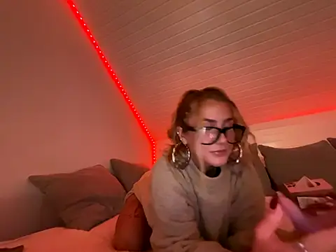 goddesemiiyy online show from 11/02/25, 07:27