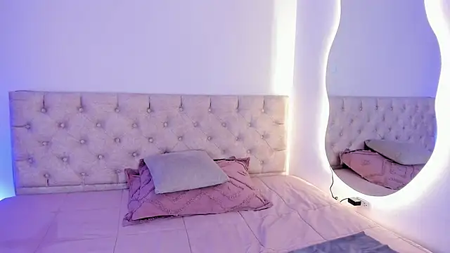 Nina fox 0691 online show from 11/04/25, 11:53