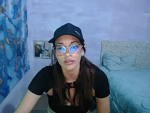 Snapshot of cerecita_anna chatting on 02/25/26, 09:57 cerecita anna online show from 02/25/26, 09:57