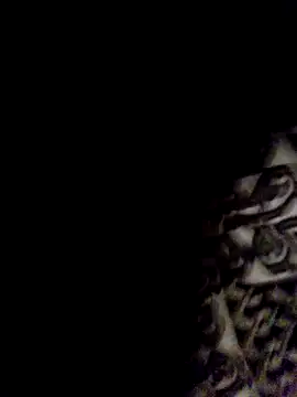 Snapshot of latarak321 chatting on 10/10/25, 09:14 latarak321 online show from 10/10/25, 09:14