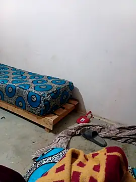 Snapshot of latarak321 chatting on 11/01/25, 07:16 latarak321 online show from 11/01/25, 07:16