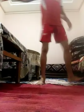 Snapshot of latarak321 chatting on 11/07/25, 07:25 latarak321 online show from 11/07/25, 07:25