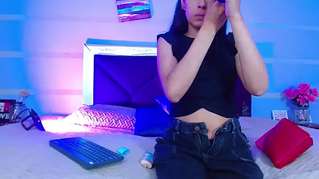 LizzyGrey  online show from 12/04/25, 07:11