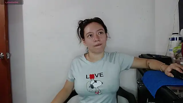 Damara Rolands- online show from 11/05/25, 06:19