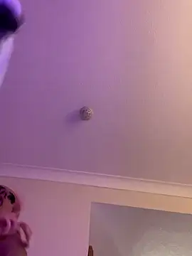 zara bellexx online show from 11/26/25, 07:59