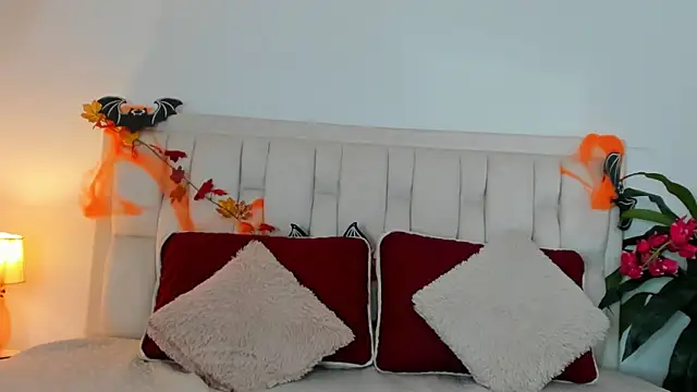 Amara18   online show from 10/16/25, 12:55