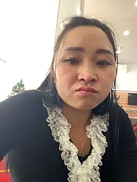 miemie-xx online show from 11/21/25, 07:07