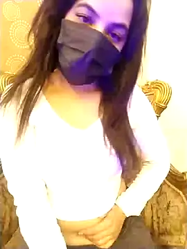 Snapshot of Spicy_Baby69 chatting on 11/25/25, 04:56 Spicy Baby69 online show from 11/25/25, 04:56