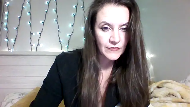 easy briezy online show from 10/30/25, 01:40