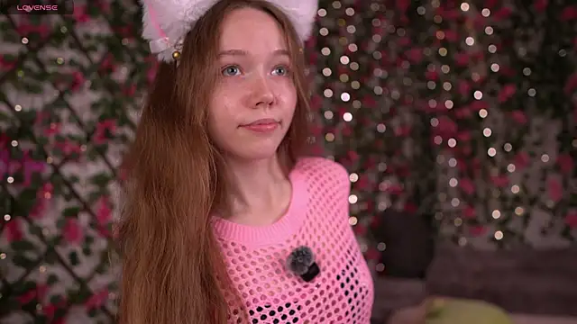 Petite Polly online show from 12/15/25, 06:12