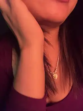 hello-cute online show from 01/14/26, 01:00