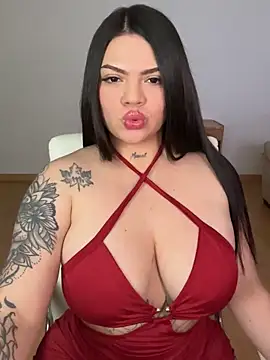 dulcemarianh  online show from 12/19/25, 06:59