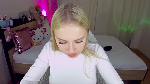 CeaneLino online show from 10/09/25, 06:50