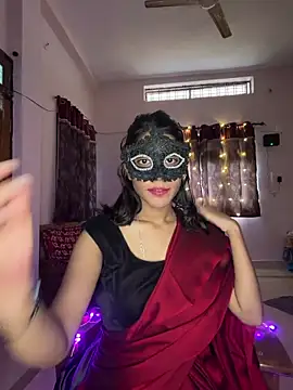 Lovebirdss online show from 02/21/26, 08:04