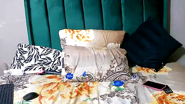 Snapshot of DeliciousBoobsx25 chatting on 10/26/25, 03:12 DeliciousBoobsx25 online show from 10/26/25, 03:12