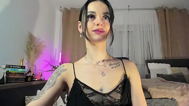 JacquelineHex online show from 04/12/26, 02:05