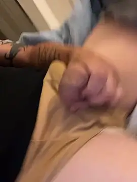 Snapshot of lapd1989 chatting on 03/19/26, 05:55 lapd1989 online show from 03/19/26, 05:55