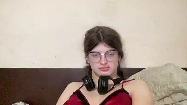 Snapshot of NikaXZimax chatting on 11/22/25, 09:41 NikaXZimax online show from 11/22/25, 09:41