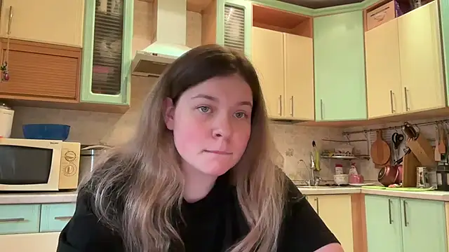 Crave Elise online show from 10/22/25, 06:35