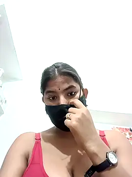 Hot radhaji online show from 11/27/25, 05:59