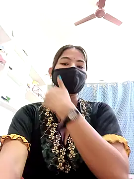 Hot radhaji online show from 03/09/26, 12:25