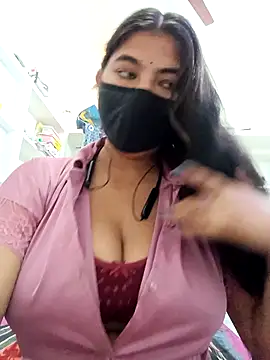 Hot radhaji online show from 04/08/26, 04:56