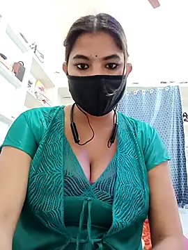 Hot radhaji online show from 04/13/26, 03:28