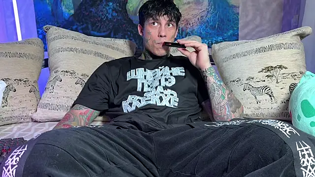 Snapshot of Anubisgods chatting on 01/19/26, 06:06 Anubisgods online show from 01/19/26, 06:06