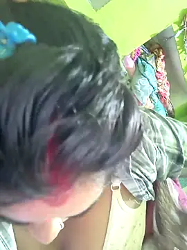 Snapshot of ALEXXA_143 chatting on 10/27/25, 08:02 ALEXXA 143 online show from 10/27/25, 08:02