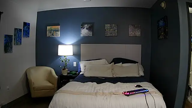 Snapshot of Fuck-Buddy-4U chatting on 10/10/25, 01:43 Fuck-Buddy-4U online show from 10/10/25, 01:43