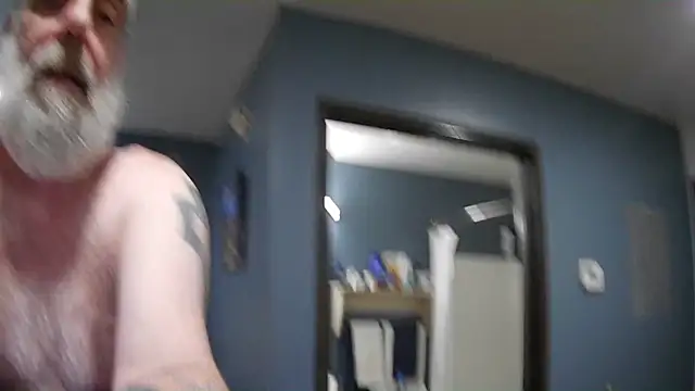 Snapshot of Fuck-Buddy-4U chatting on 10/30/25, 12:17 Fuck-Buddy-4U online show from 10/30/25, 12:17