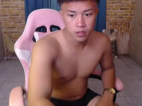 ur naughtyboy patrick online show from 03/08/26, 01:04