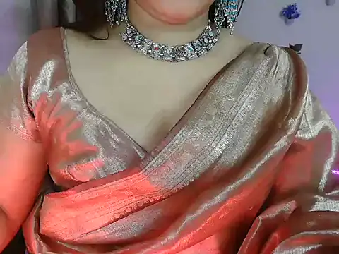 Snapshot of Royal_zara chatting on 11/01/25, 05:59 Royal zara online show from 11/01/25, 05:59