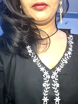 Snapshot of Janu-hasena chatting on 02/04/26, 05:19 Janu-hasena online show from 02/04/26, 05:19