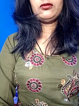 Snapshot of Janu-hasena chatting on 03/04/26, 01:06 Janu-hasena online show from 03/04/26, 01:06