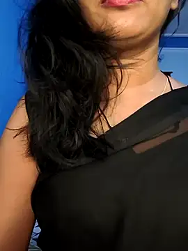 Snapshot of Janu-hasena chatting on 04/01/26, 12:44 Janu-hasena online show from 04/01/26, 12:44