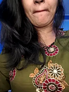 Snapshot of Janu-hasena chatting on 04/01/26, 04:26 Janu-hasena online show from 04/01/26, 04:26