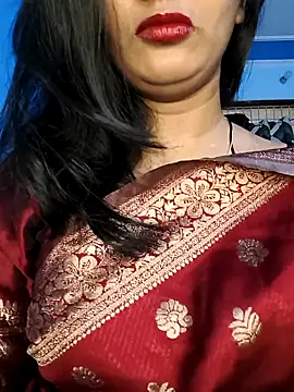 Snapshot of Janu-hasena chatting on 04/02/26, 11:41 Janu-hasena online show from 04/02/26, 11:41