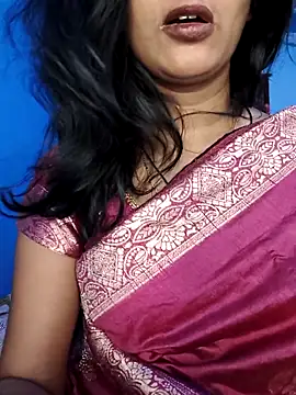 Snapshot of Janu-hasena chatting on 04/04/26, 04:59 Janu-hasena online show from 04/04/26, 04:59