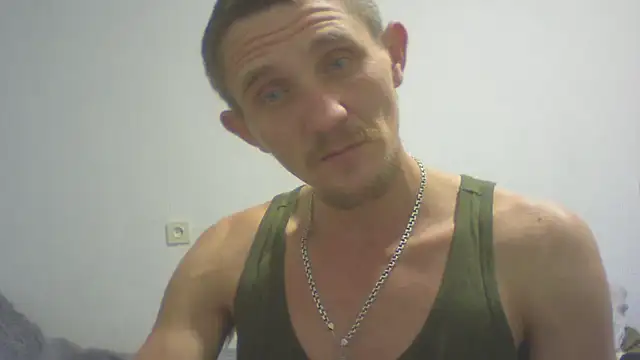 Twolatte online show from 12/22/25, 06:49