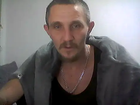 Twolatte online show from 01/11/26, 10:26