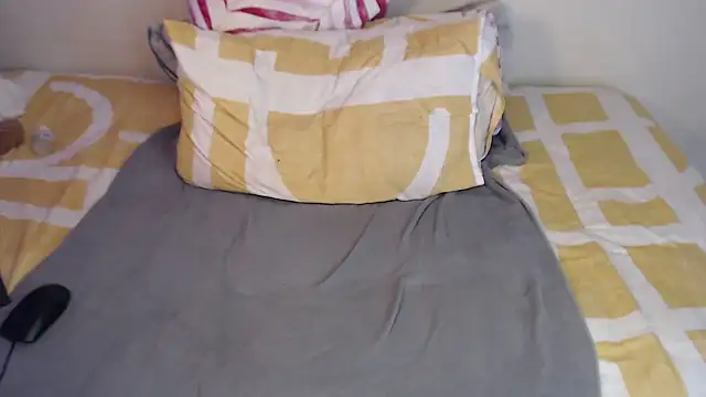 Tillah87 online show from 10/26/25, 08:42