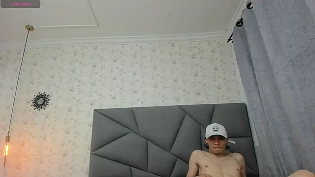 nicollandjhon online show from 02/12/26, 11:49